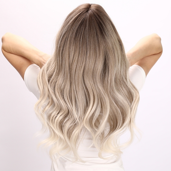 Wig - Picture 5 of 5